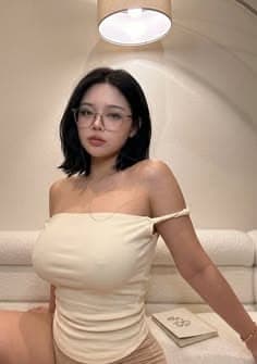 Feryal K. Escort İstanbul - Fotoğraf 1 / 5